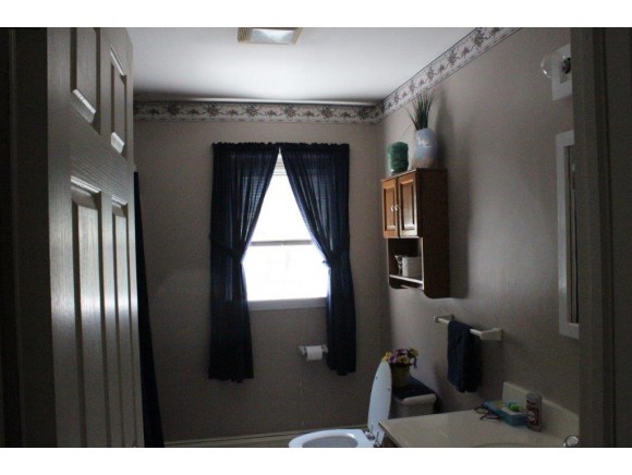 36 Meadow Lane Rochester, NH 03867 - Photo 5 of 21