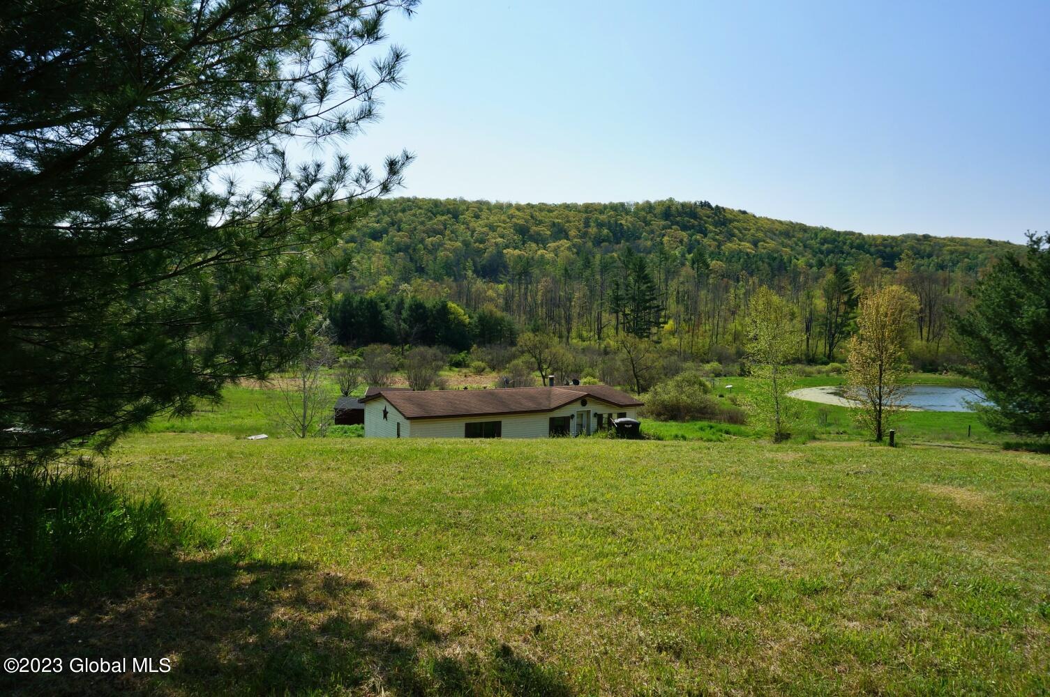 498 Chamberlin Mills Road Hebron, NY 12865 - Photo 8 of 38 DSC06281