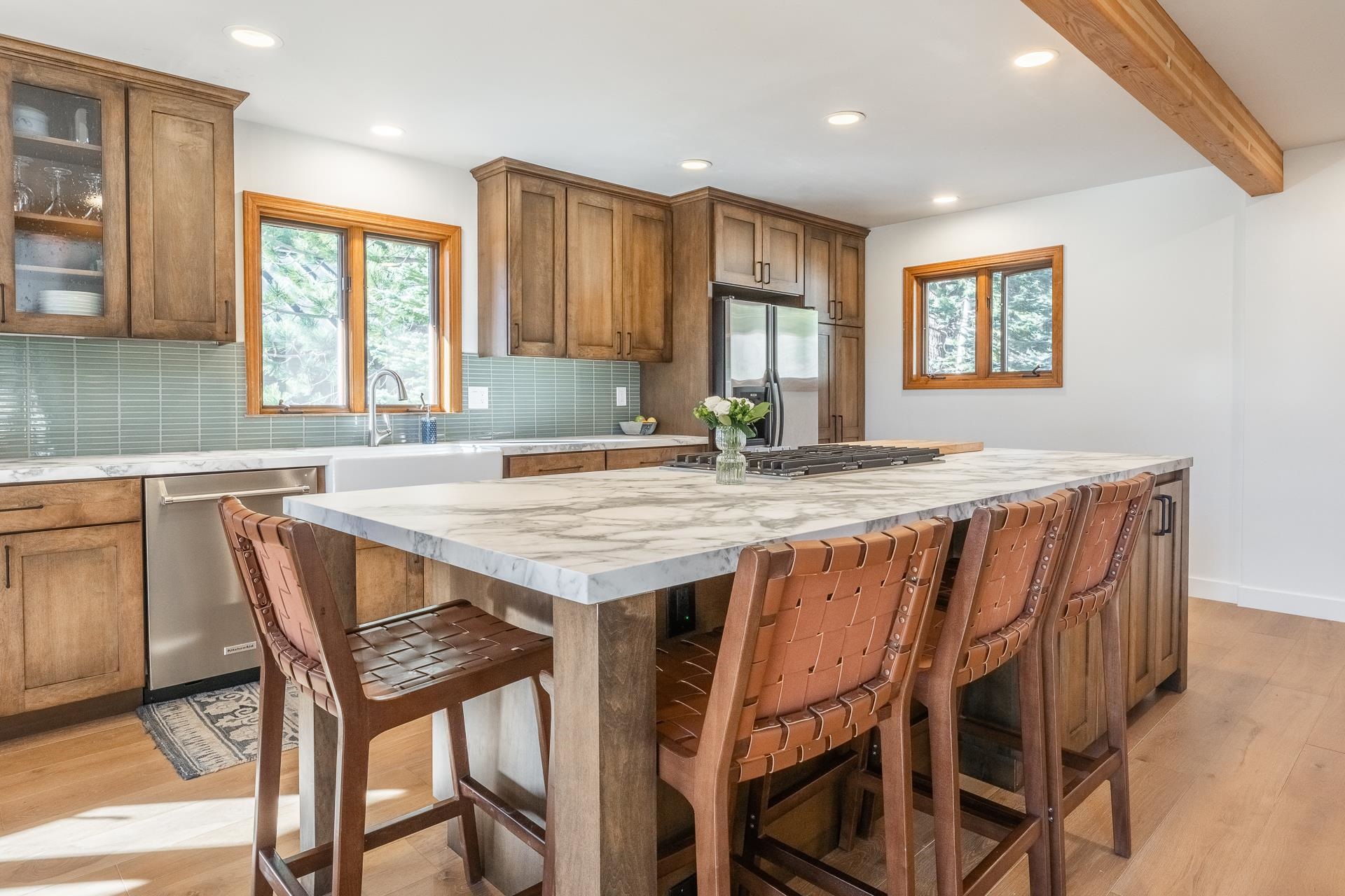 14 Holiday Way Mammoth Lakes, CA 93546 - Photo 9 of 47