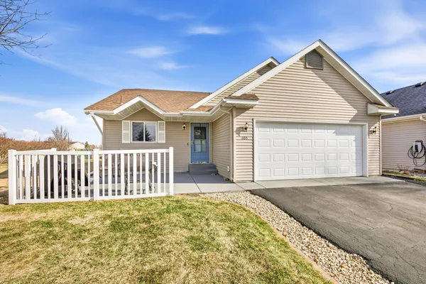 $300,000 | 605 Hickory Drive, St. Joseph, MN 56374