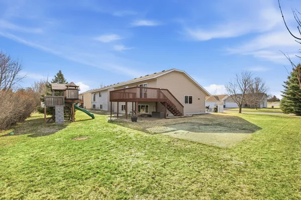 $300,000 | 605 Hickory Drive, St. Joseph, MN 56374