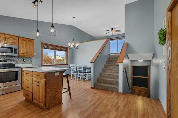 $300,000 | 605 Hickory Drive, St. Joseph, MN 56374