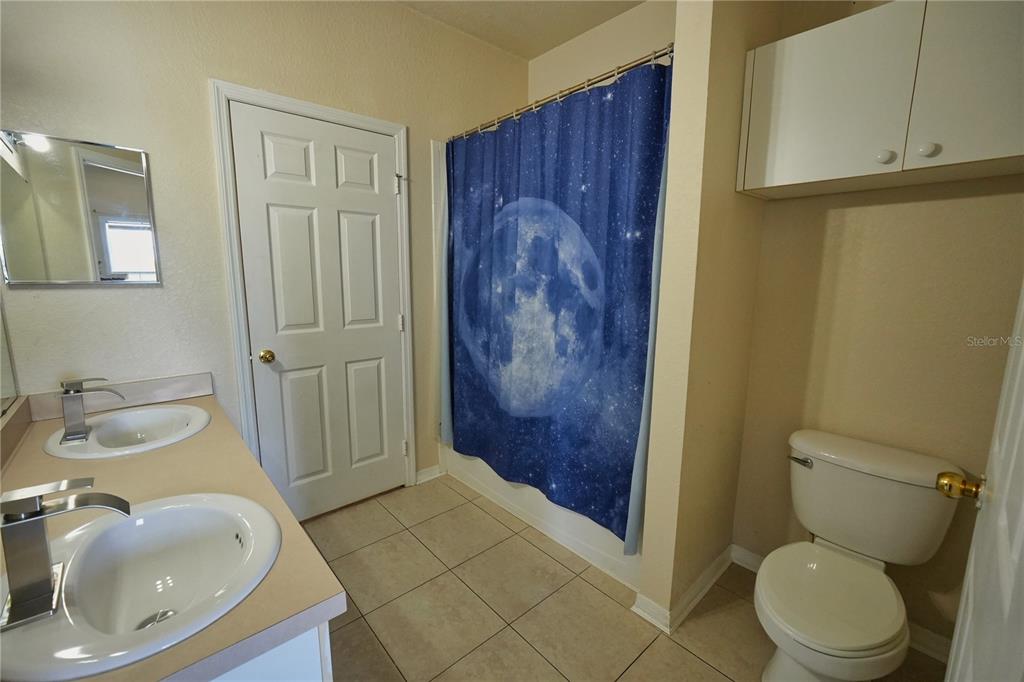 3757 Conroy Road, Unit 2531 Orlando, FL 32839 - Photo 16 of 23