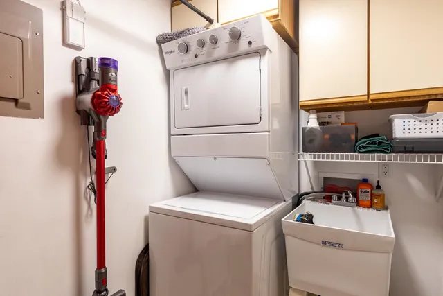 $399,900 | 427 Captains Court, Unit F, Winneconne, WI 54986