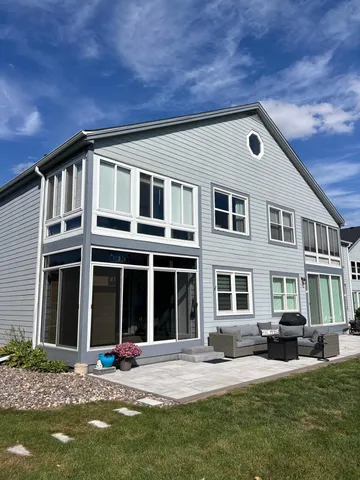 $399,900 | 427 Captains Court, Unit F, Winneconne, WI 54986