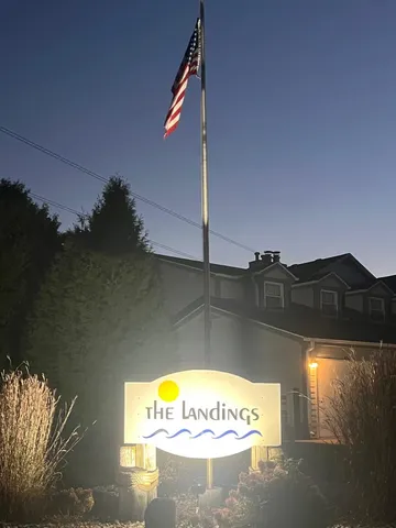 $399,900 | 427 Captains Court, Unit F, Winneconne, WI 54986