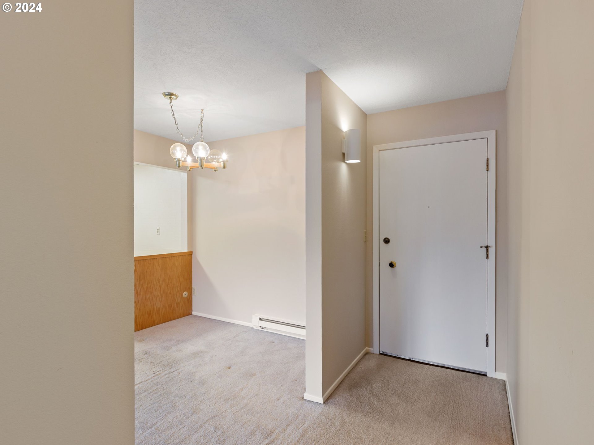 4460 Southwest Scholls Ferry Road, Unit 25A Portland, OR 97225 - Photo 5 of 20 Gallery Image 5