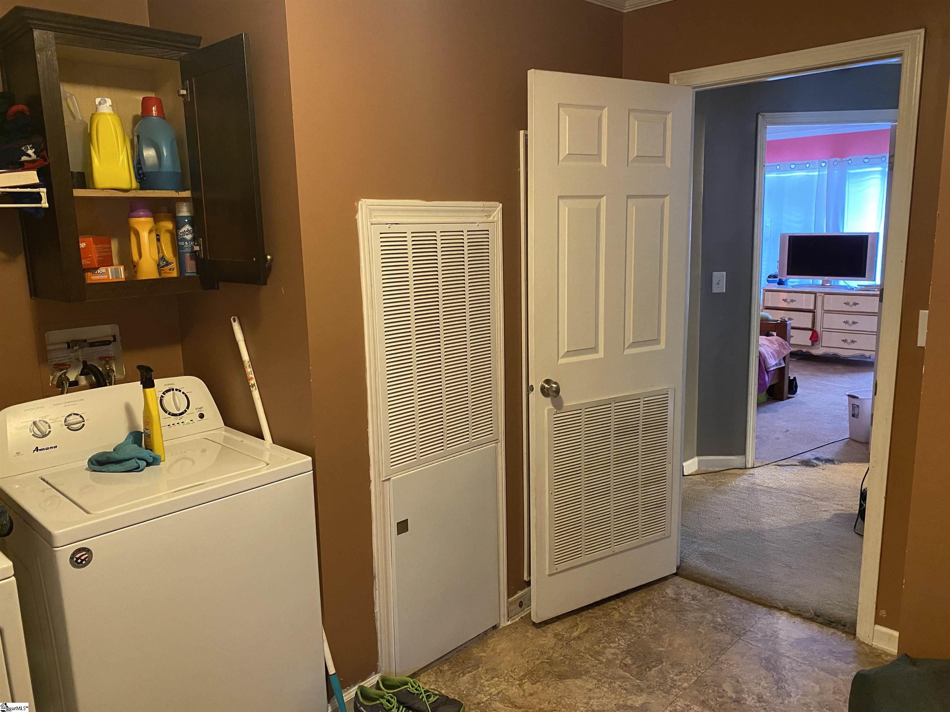 271 State Rd S-42-622 Greer, SC 29651 - Photo 8 of 9