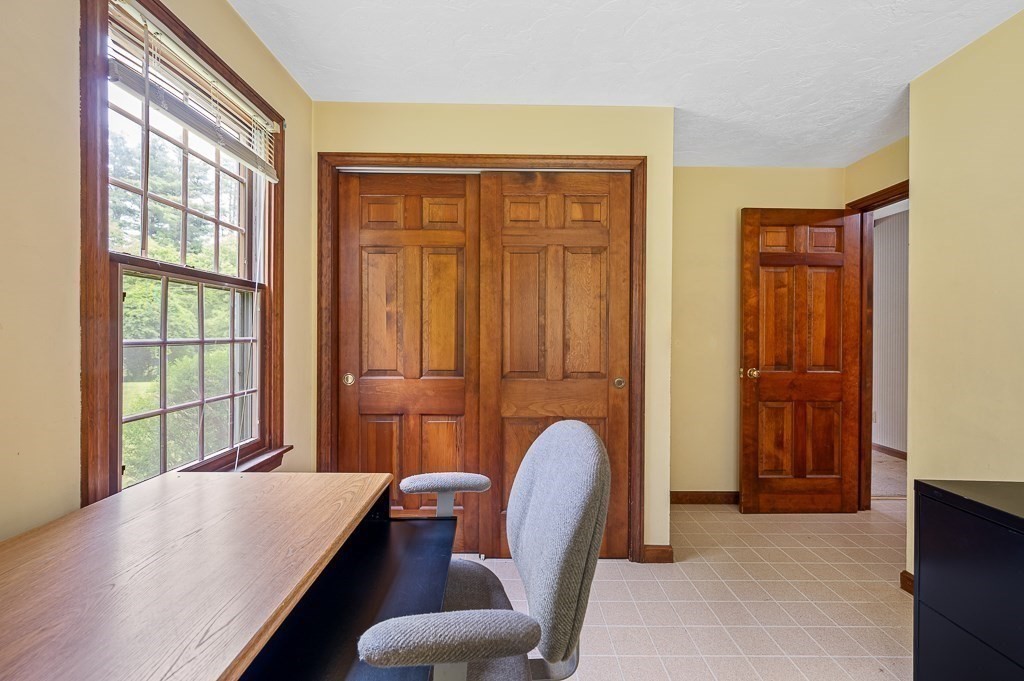 125 Rice Avenue Northborough, MA 01532 - Photo 18 of 40