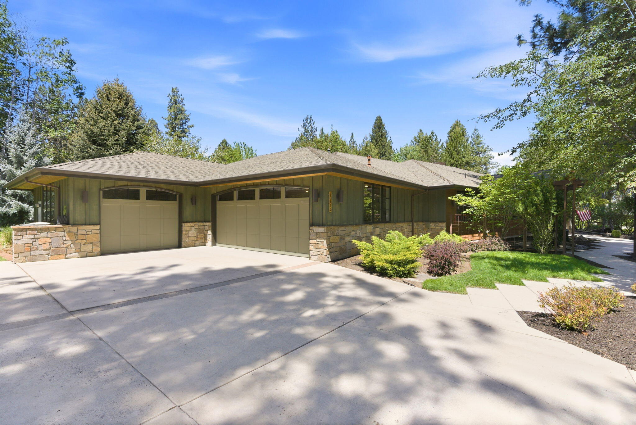 20430 Powder Mountain Court Bend, OR 97702 - Photo 60 of 90