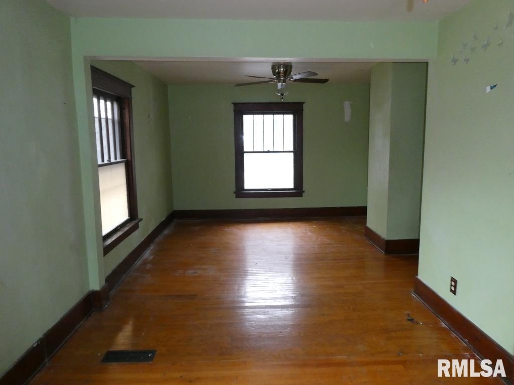 459 West Cook Street Springfield, IL 62704 - Photo 10 of 19