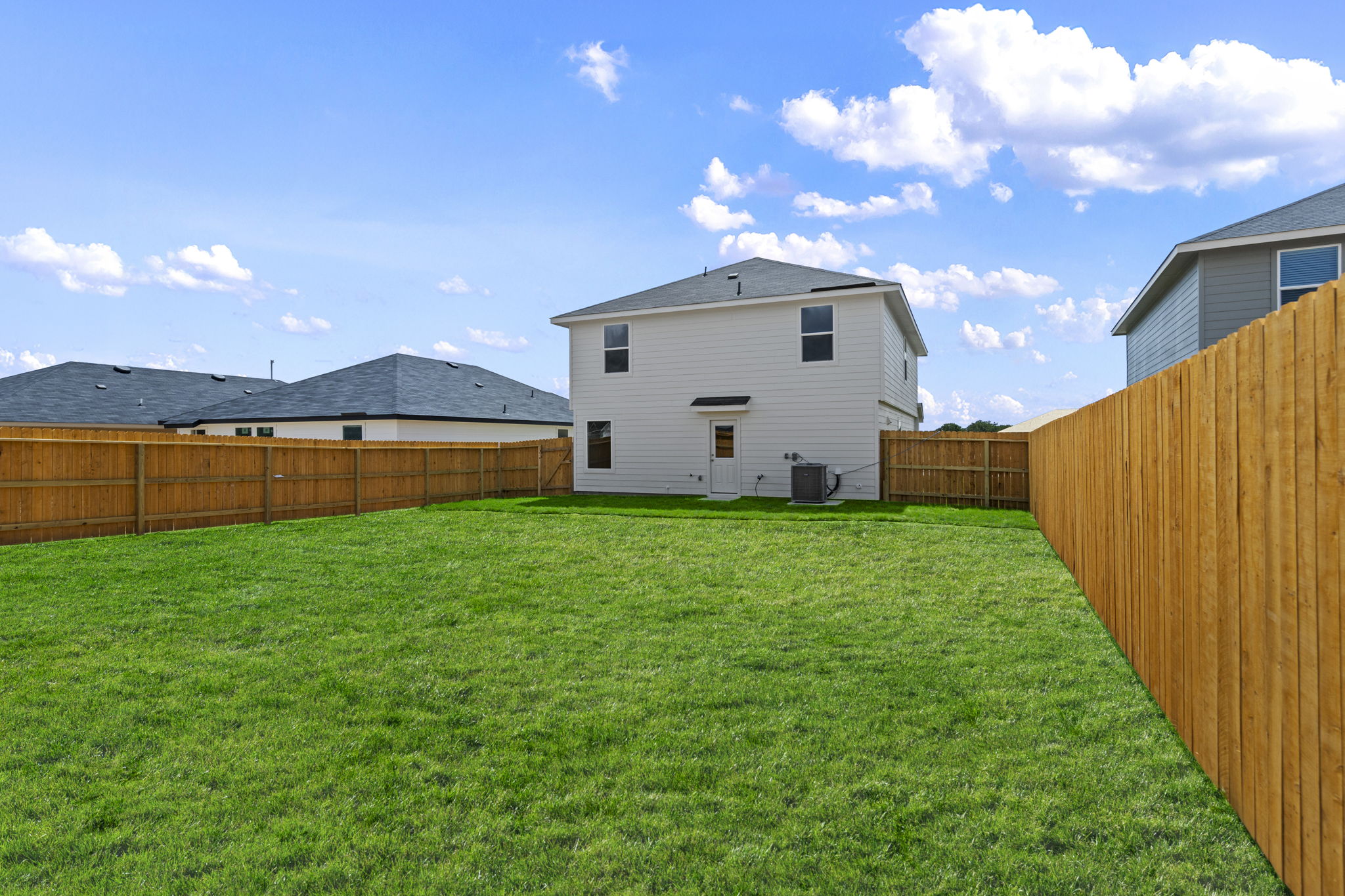 2121 Wildflower Lane Luling, TX 78648 - Photo 31 of 33