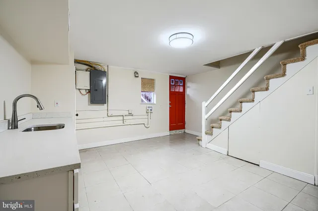 $260,000 | 8049 Lansdale Road, Baltimore, MD 21224