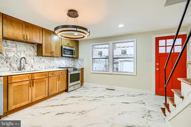 $260,000 | 8049 Lansdale Road, Baltimore, MD 21224