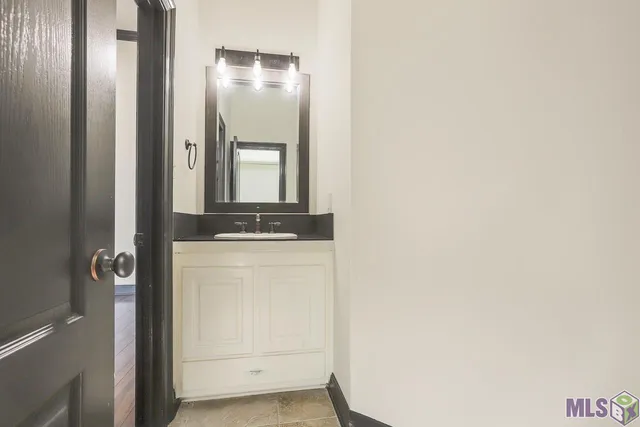 $695,000 | 36267 Bluff Heritage Avenue, Geismar, LA 70734