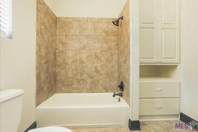 $695,000 | 36267 Bluff Heritage Avenue, Geismar, LA 70734