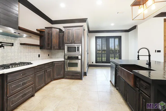 $695,000 | 36267 Bluff Heritage Avenue, Geismar, LA 70734