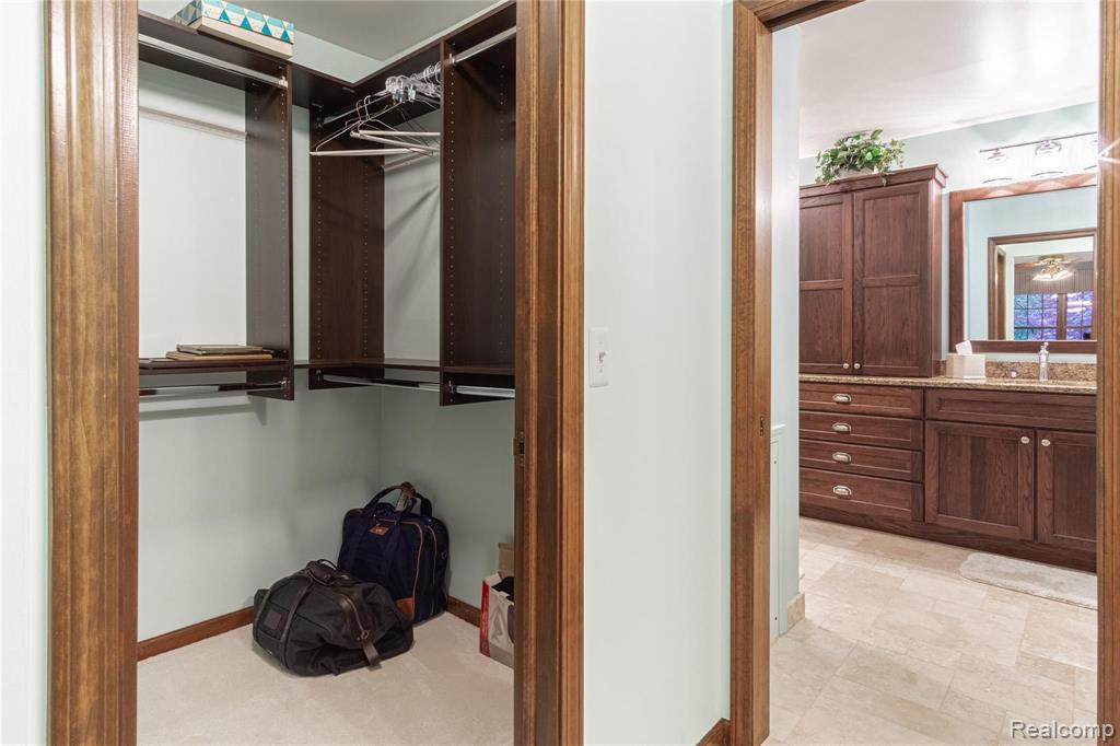 3650 Merriweather Lane Rochester Hills, MI 48306 - Photo 20 of 36