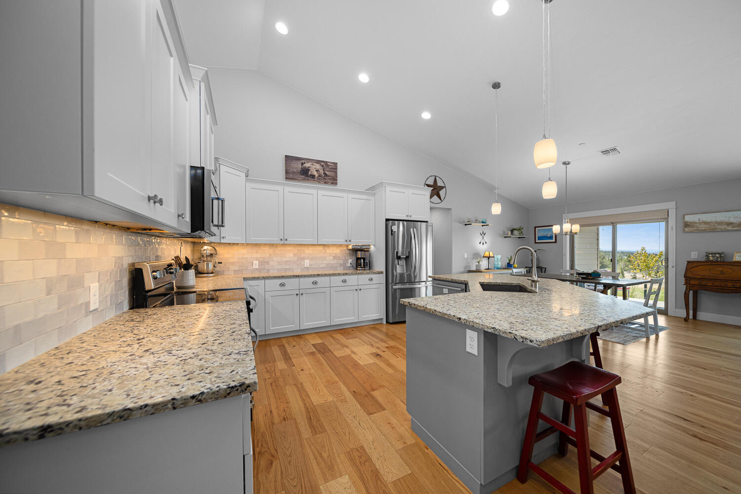 4416 Southeast Laredo Road Prineville, OR 97754 - Photo 20 of 40 18