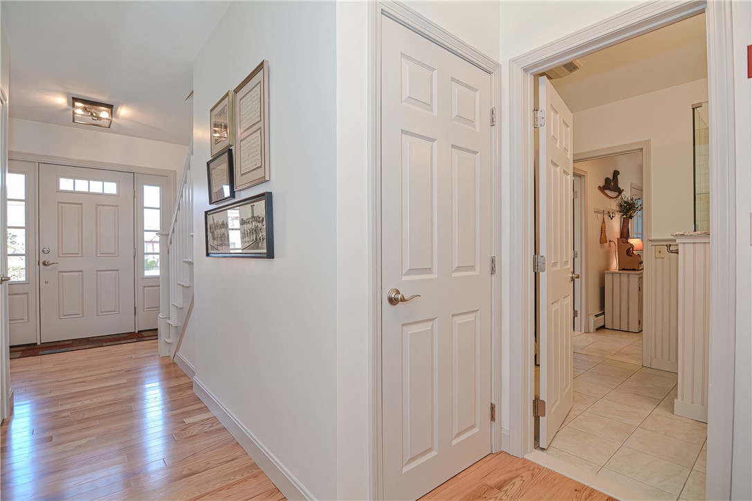 16 Duffield Road Bristol, RI 02809 - Photo 3 of 50