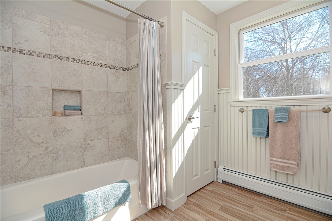 16 Duffield Road Bristol, RI 02809 - Photo 37 of 50 2nd floor bath
