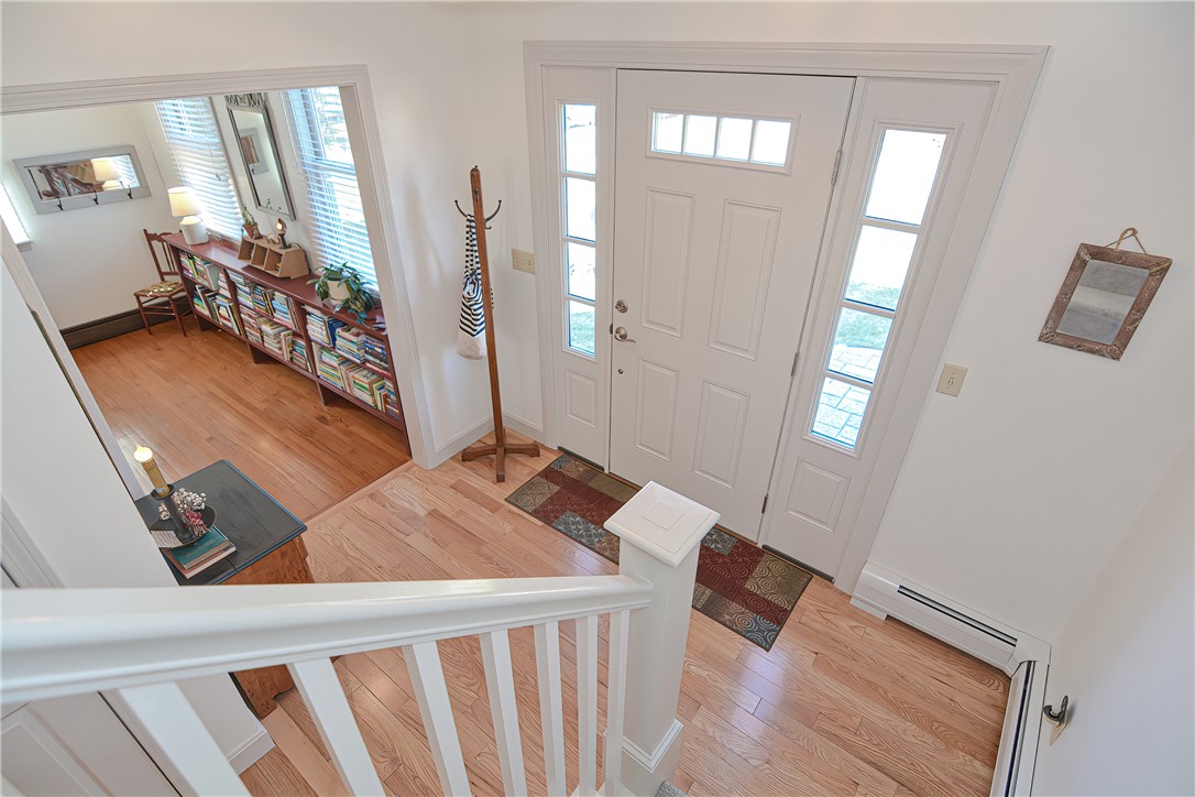 16 Duffield Road Bristol, RI 02809 - Photo 4 of 50