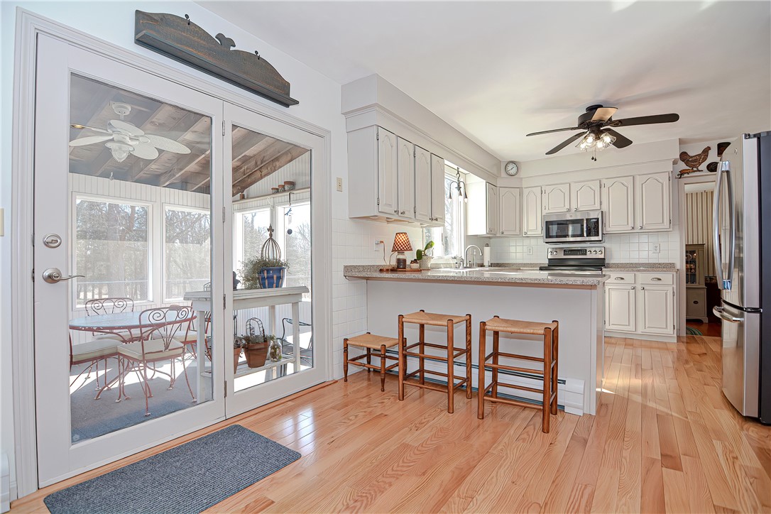 16 Duffield Road Bristol, RI 02809 - Photo 5 of 50