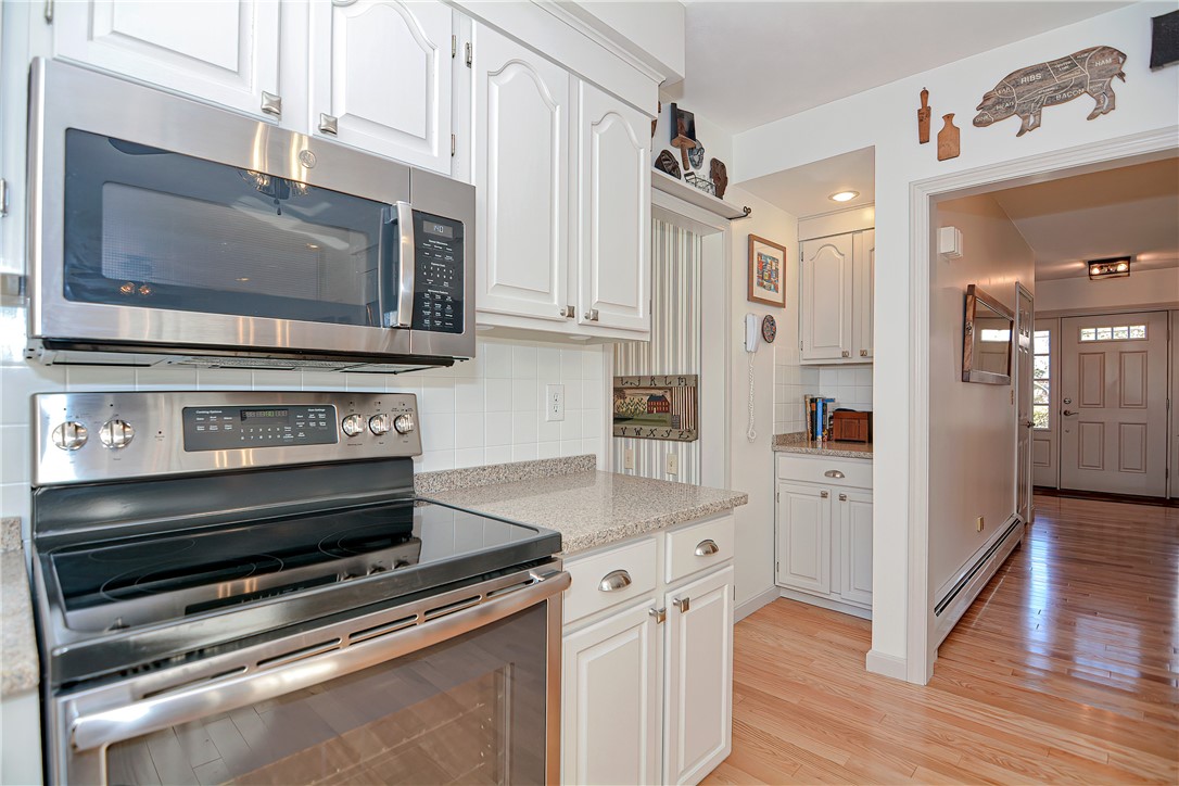 16 Duffield Road Bristol, RI 02809 - Photo 8 of 50