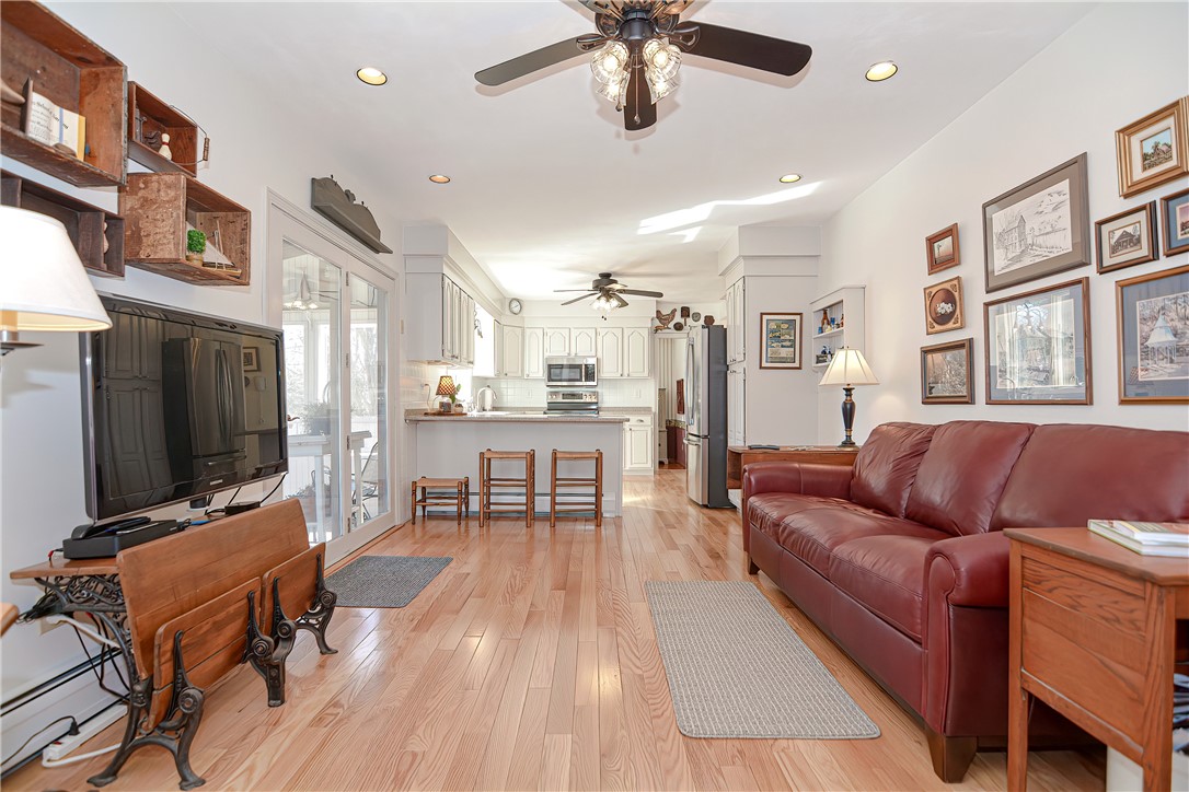 16 Duffield Road Bristol, RI 02809 - Photo 9 of 50