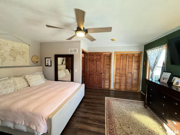 $365,000 | 18730 North Il Highway, Cuba, IL 61427