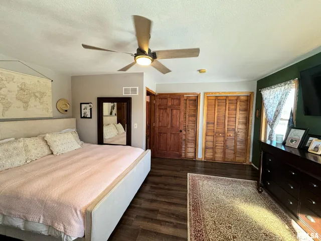 $365,000 | 18730 North Il Highway, Cuba, IL 61427