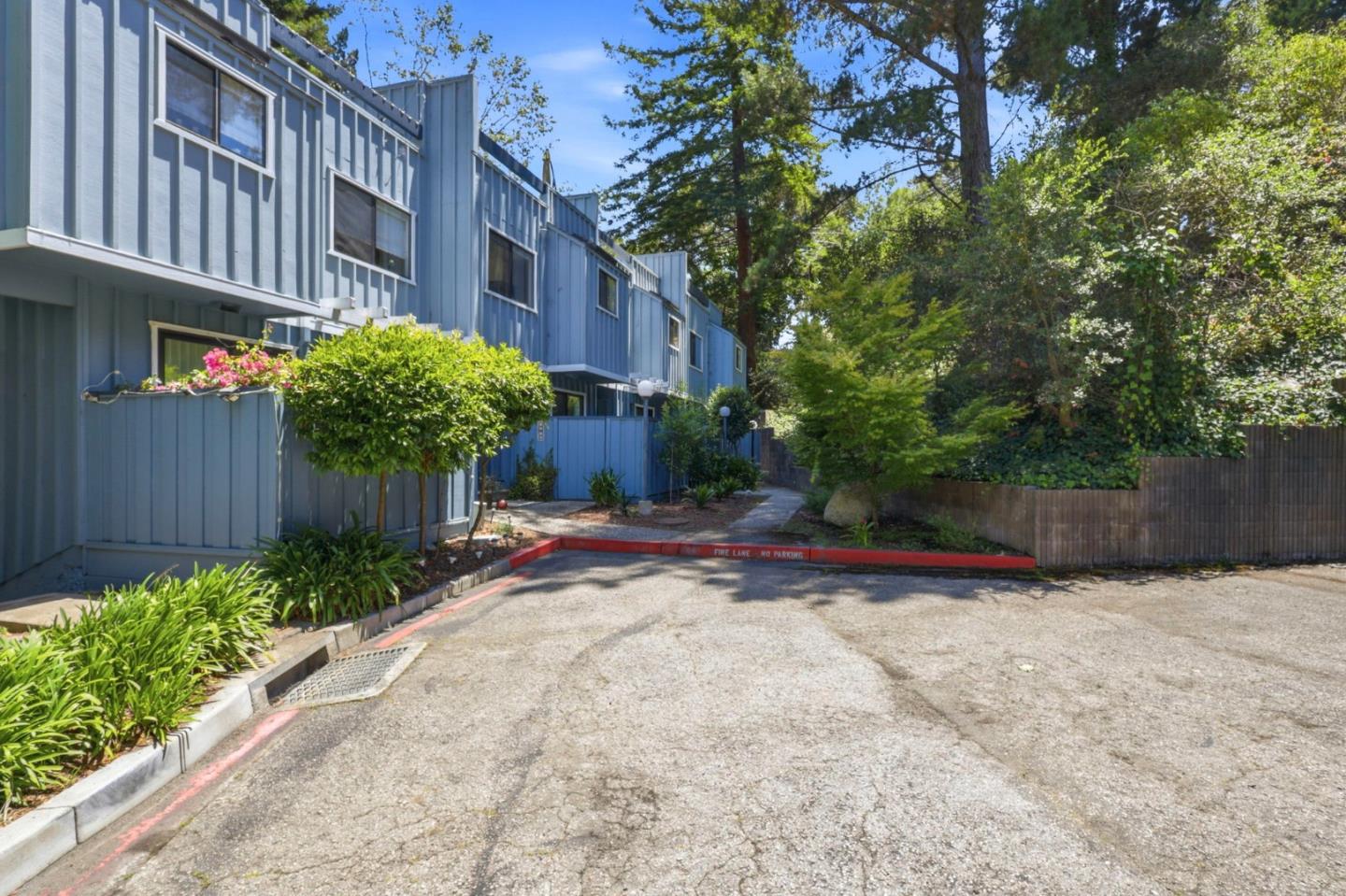 2052 Wharf Road Capitola, CA 95010 - Photo 44 of 48