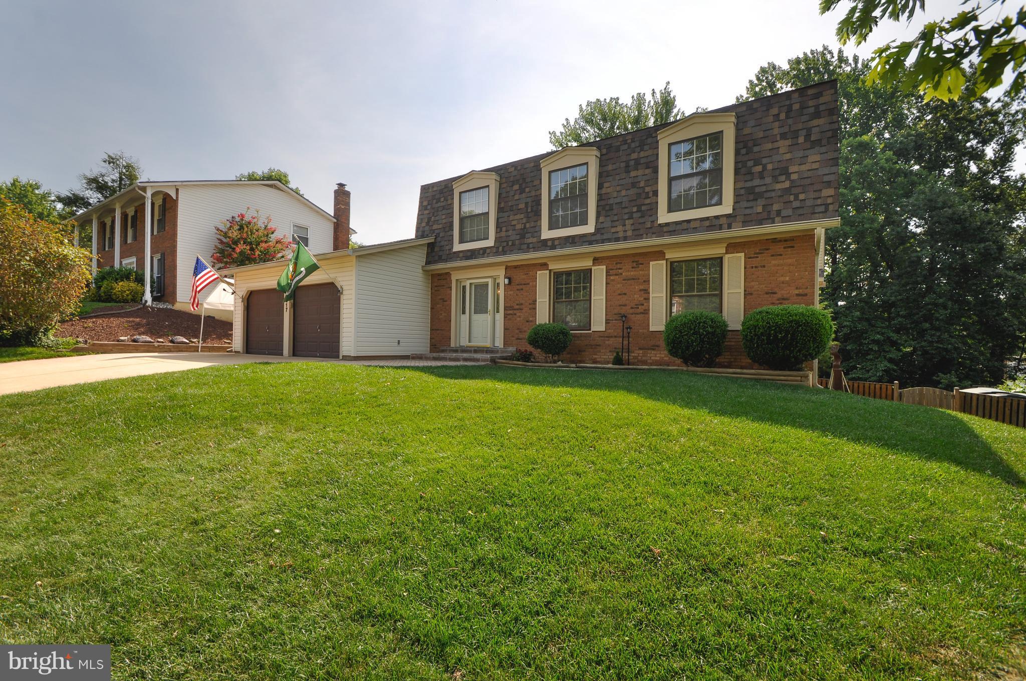 6917 Raspberry Plain Place Springfield, VA 22153 - Photo 2 of 28 Beautiful home and yard