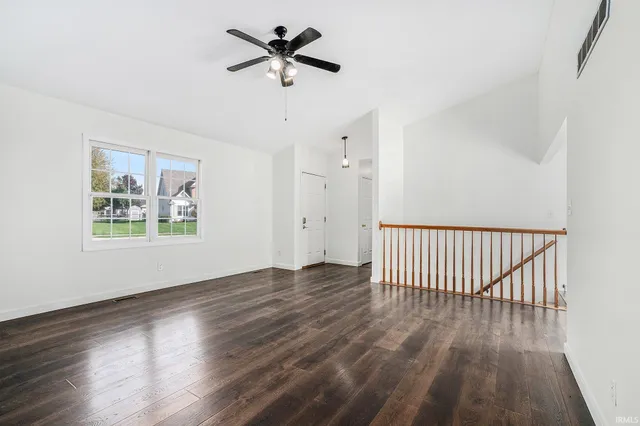 $317,500 | 55799 Rooster Lane, Osceola, IN 46561