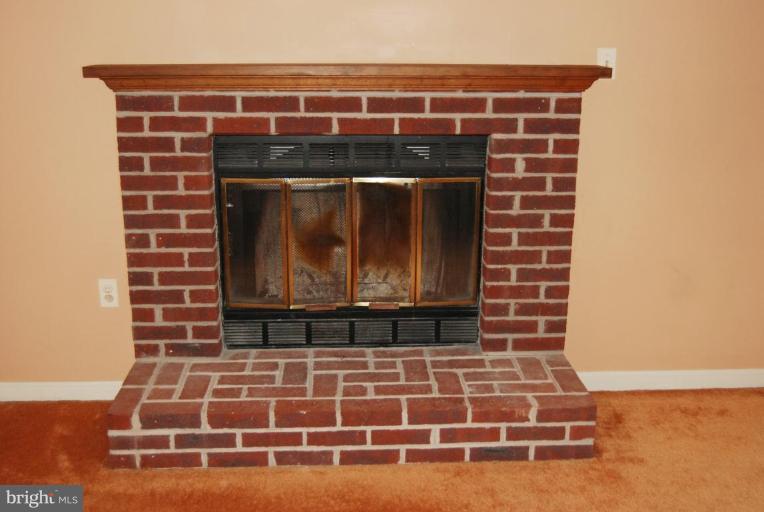 1162 Bacon Ridge Road Crownsville, MD 21032 - Photo 19 of 30 Fireplace