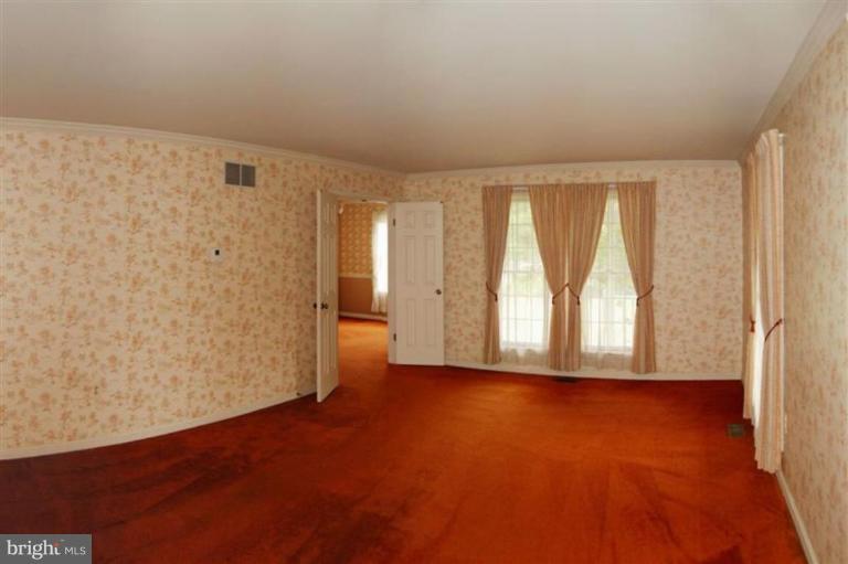 1162 Bacon Ridge Road Crownsville, MD 21032 - Photo 28 of 30 Living Room