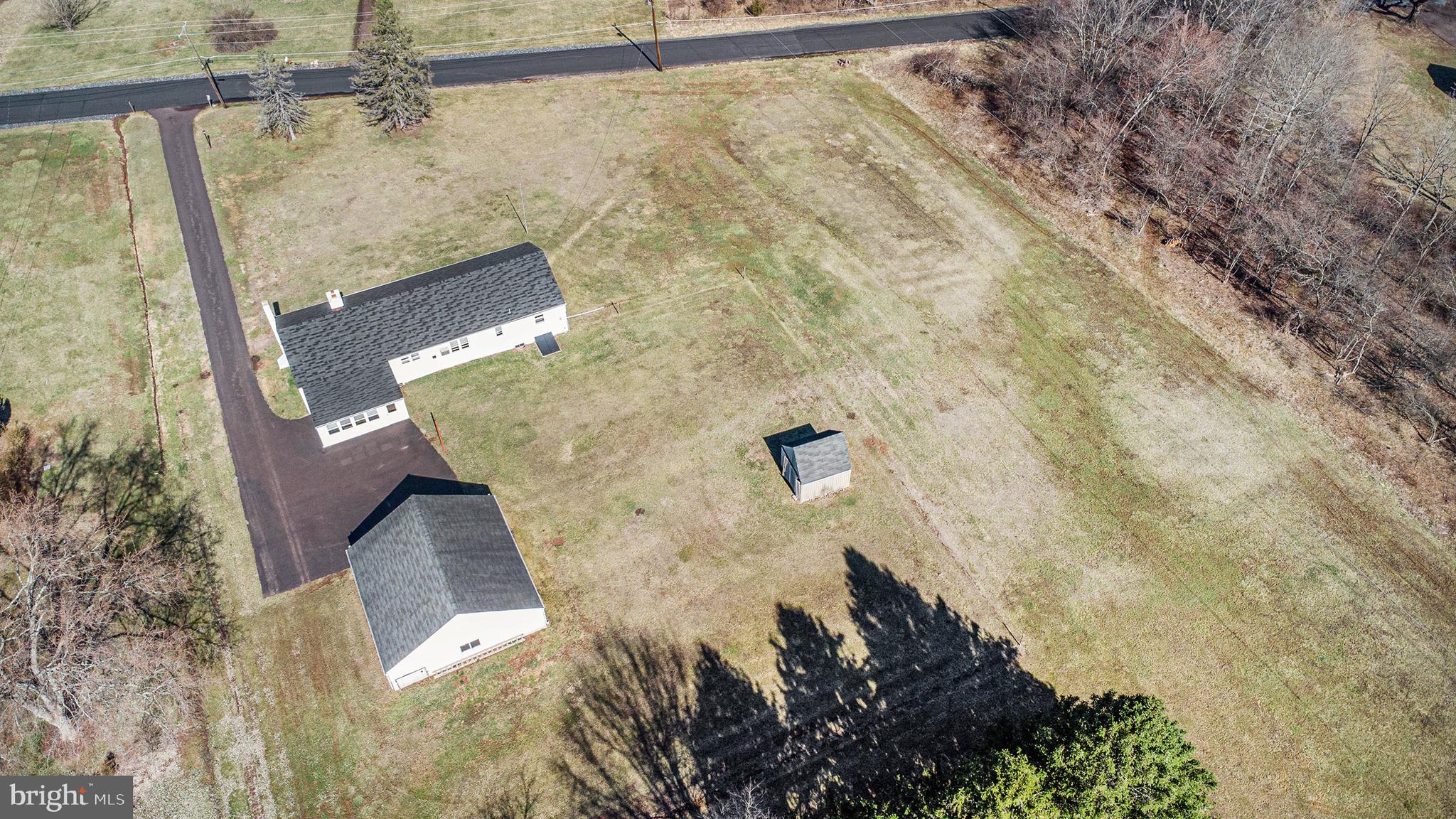 2245 Kerr Road Harleysville, PA 19438 - Photo 3 of 39 Gallery Image 3