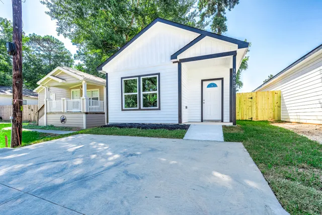 $1,500 | 16649 East Dounreay Street, Montgomery, TX 77316