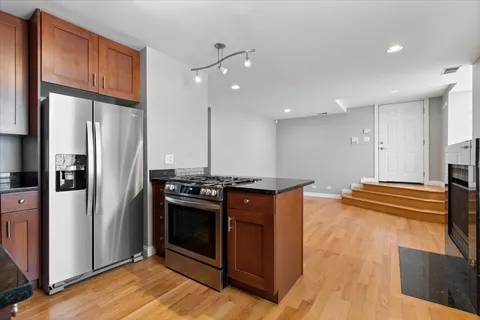 $225,000 | 2307 West Haddon Avenue, Unit A, Chicago, IL 60622