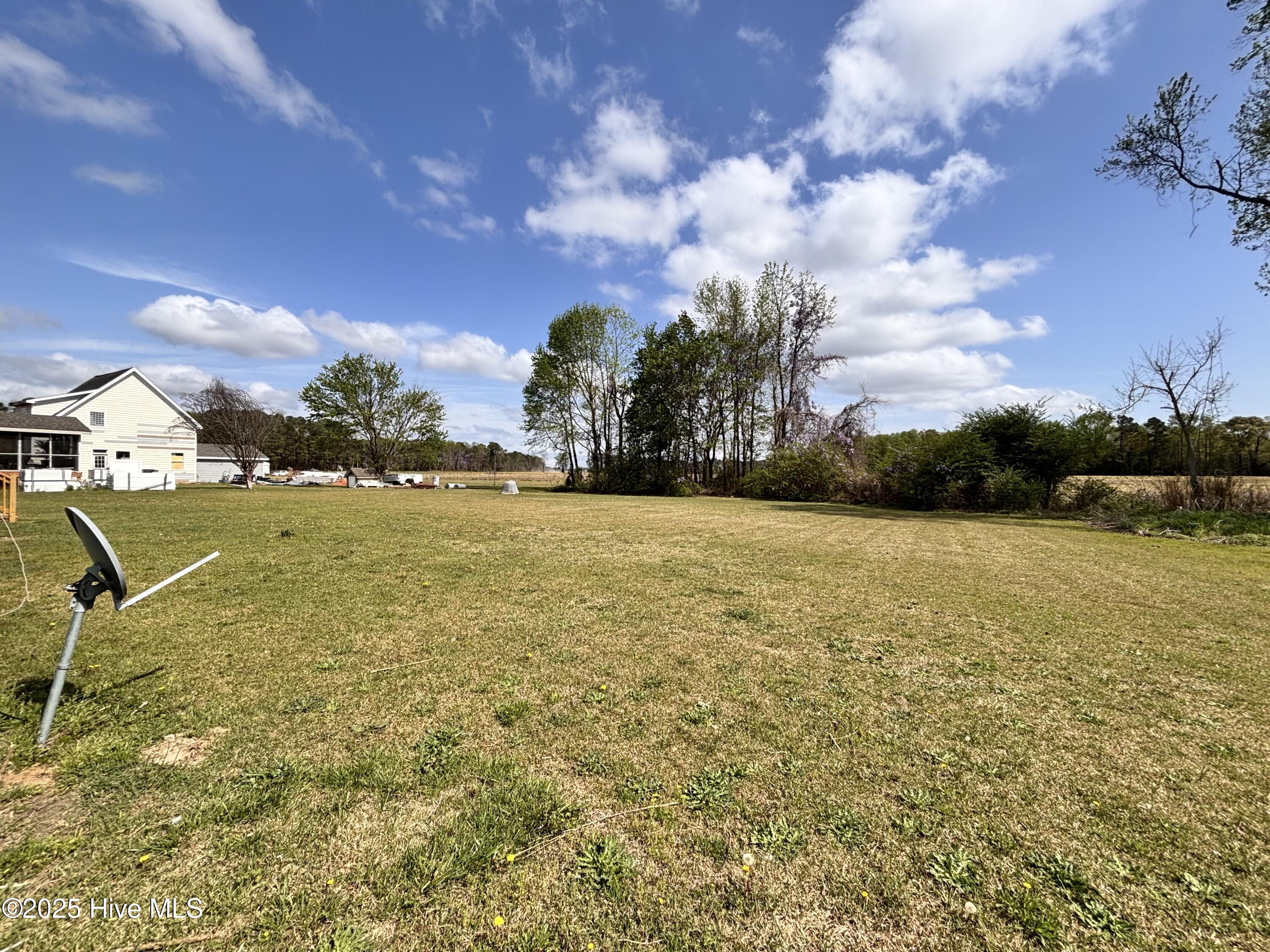 135 Heart Pine Lane Clinton, NC 28328 - Photo 4 of 17 IMG_7100