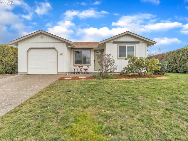$399,500 | 812 South Cypress Street, McMinnville, OR 97128