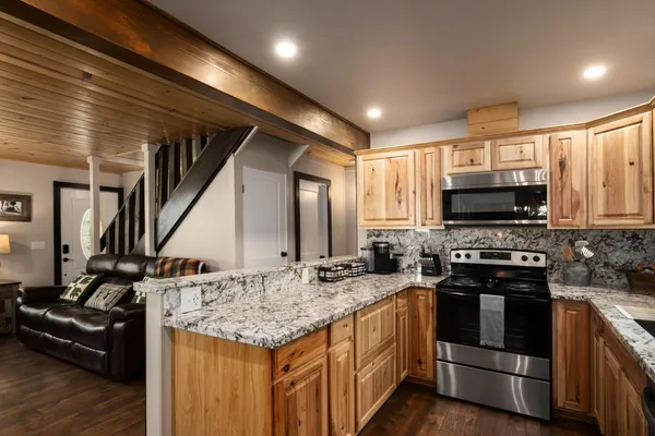 $799,999 | 41250 Kokanee Avenue, Shaver Lake, CA 93664