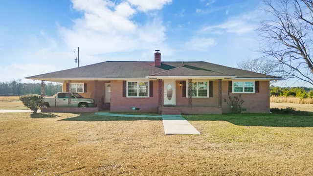 $315,000 | 3923 State Rd S-26-33, Green Sea, SC 29545