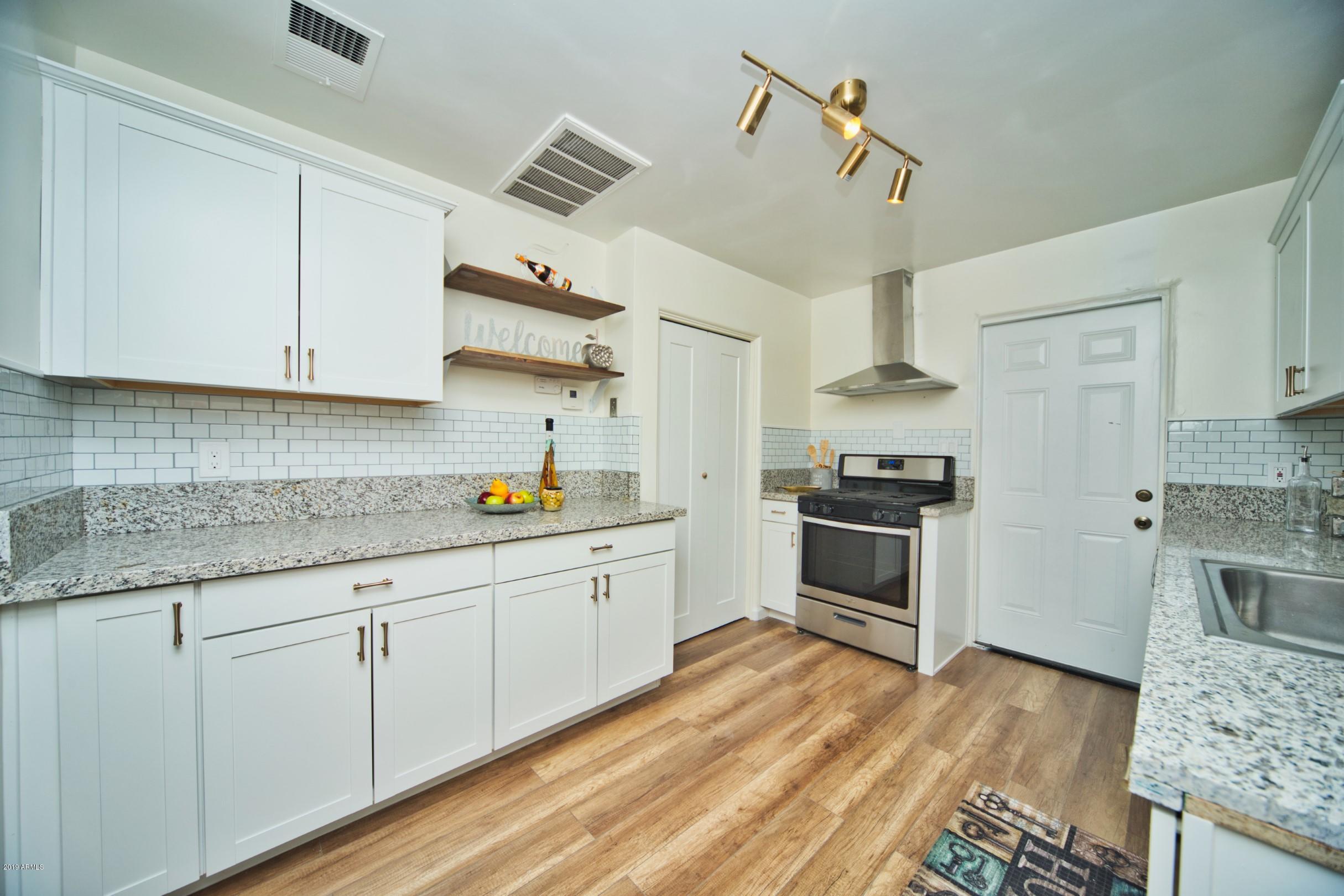 3733 East Coronado Road Phoenix, AZ 85008 - Photo 13 of 37 13 (Custom)