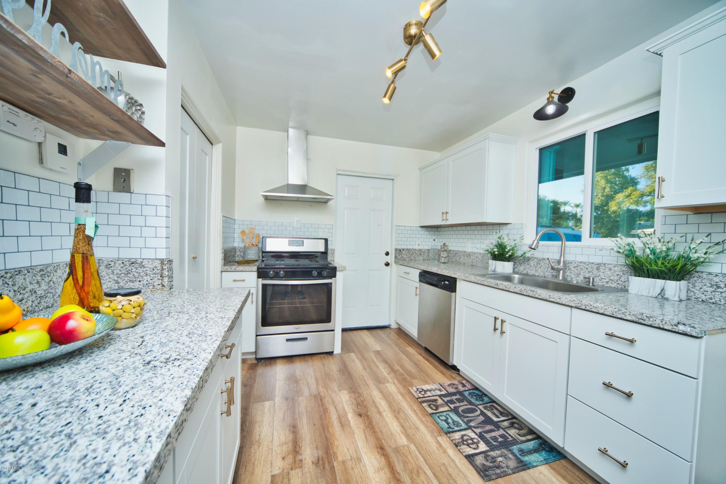 3733 East Coronado Road Phoenix, AZ 85008 - Photo 14 of 37 15 (Custom)
