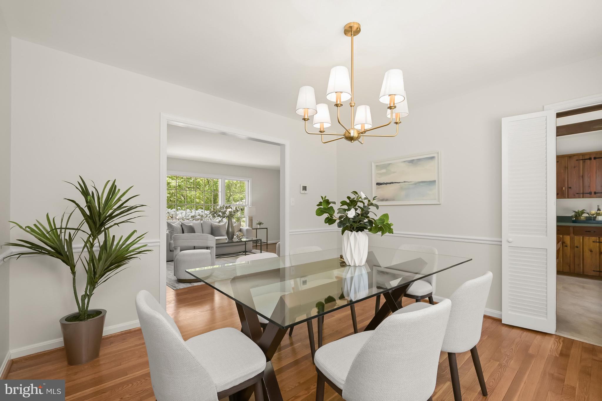 6920 Old Stage Road North Bethesda, MD 20852 - Photo 6 of 22 Dining Room