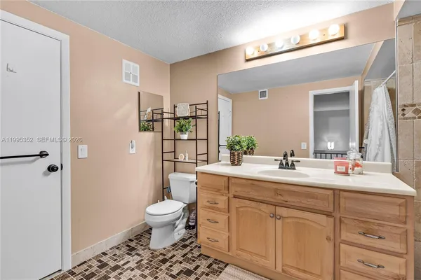 $3,100 | 1424 Northwest 113th Way, Pembroke Pines, FL 33026