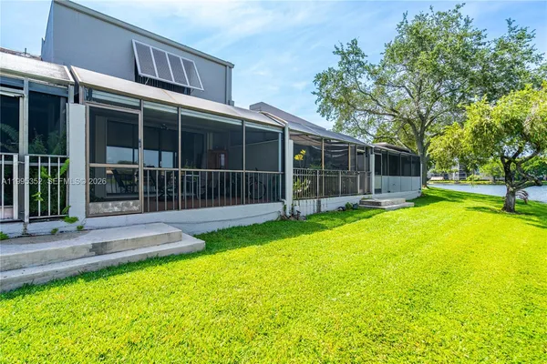 $3,100 | 1424 Northwest 113th Way, Pembroke Pines, FL 33026