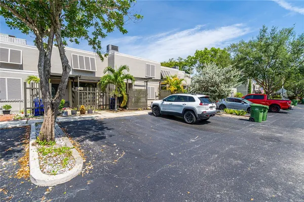 $3,100 | 1424 Northwest 113th Way, Pembroke Pines, FL 33026