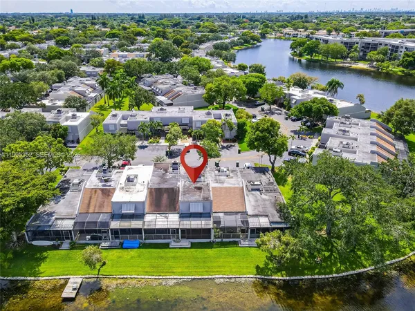 $3,100 | 1424 Northwest 113th Way, Pembroke Pines, FL 33026